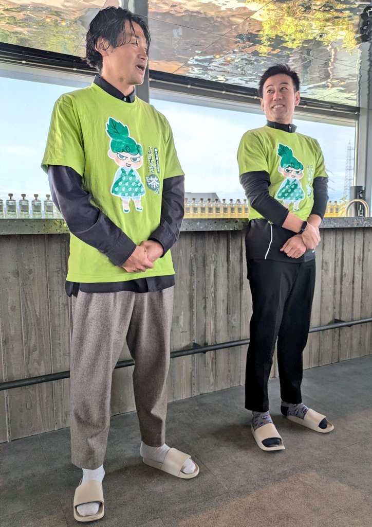 本日はよもぎ茶んアンバサダー千葉選手トーク&サイン会（11時の部）に