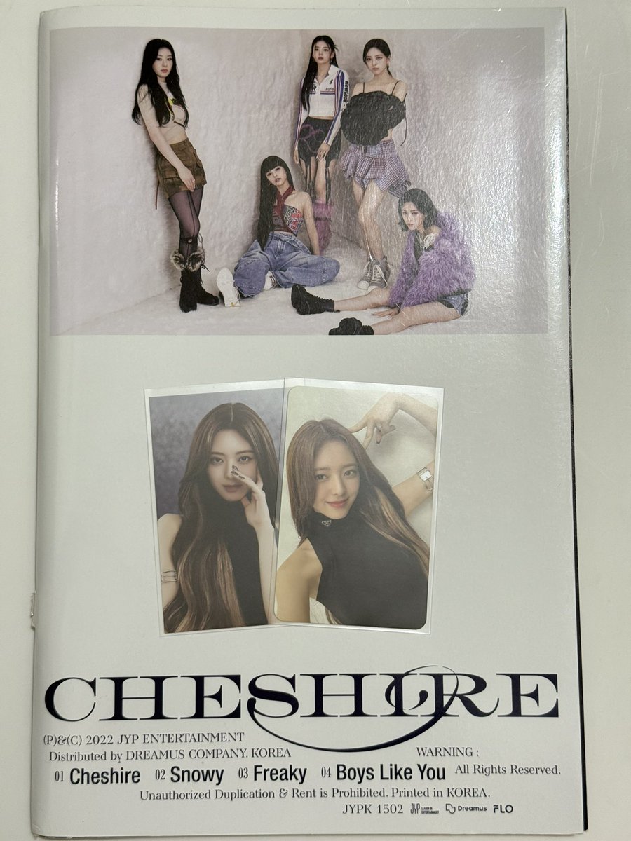 wts lfb gg qs rv twice itzy ph

unsealed album with pcs - 75 ea

if taking seulgi / nayeon, must take ryujin / yuna

read alt for inclus