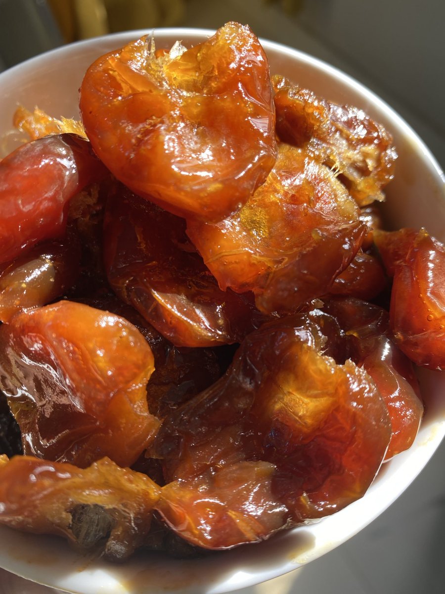 RANOF_'s tweet image. تمورنا #العضويه #تضاهي افضل #التمور من #مزارع #سدير #التربه #النقيه والمياه #العذبه #خلاصنا غير جرب وستعاود اطلب عشرة كراتين يصلك #مجانا اينما كنت ف عاصمتنا الرياض اجواء جميله مع تمورنا العضويه #لايفوتكم #ربع الكيلو #ونص الكيلو والكيلو