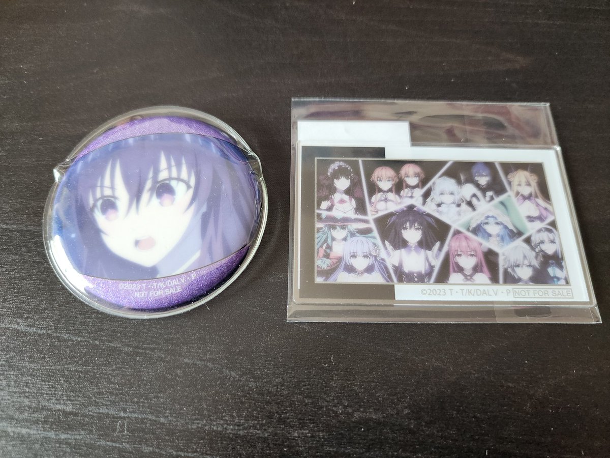 デート・ア・ライブの缶バッジとアクリルカードが届いた～ 缶バッジの