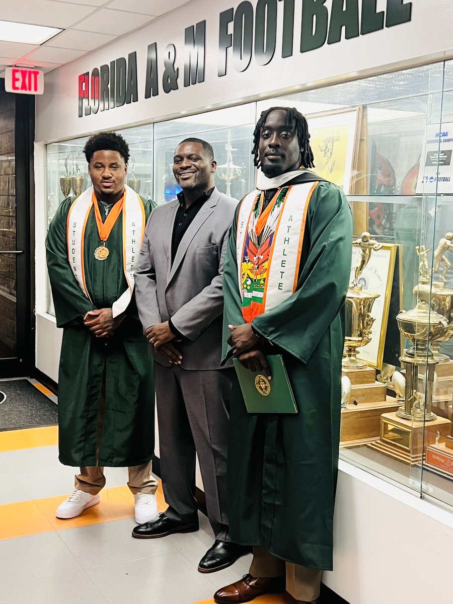 Cedric Williams tweet media