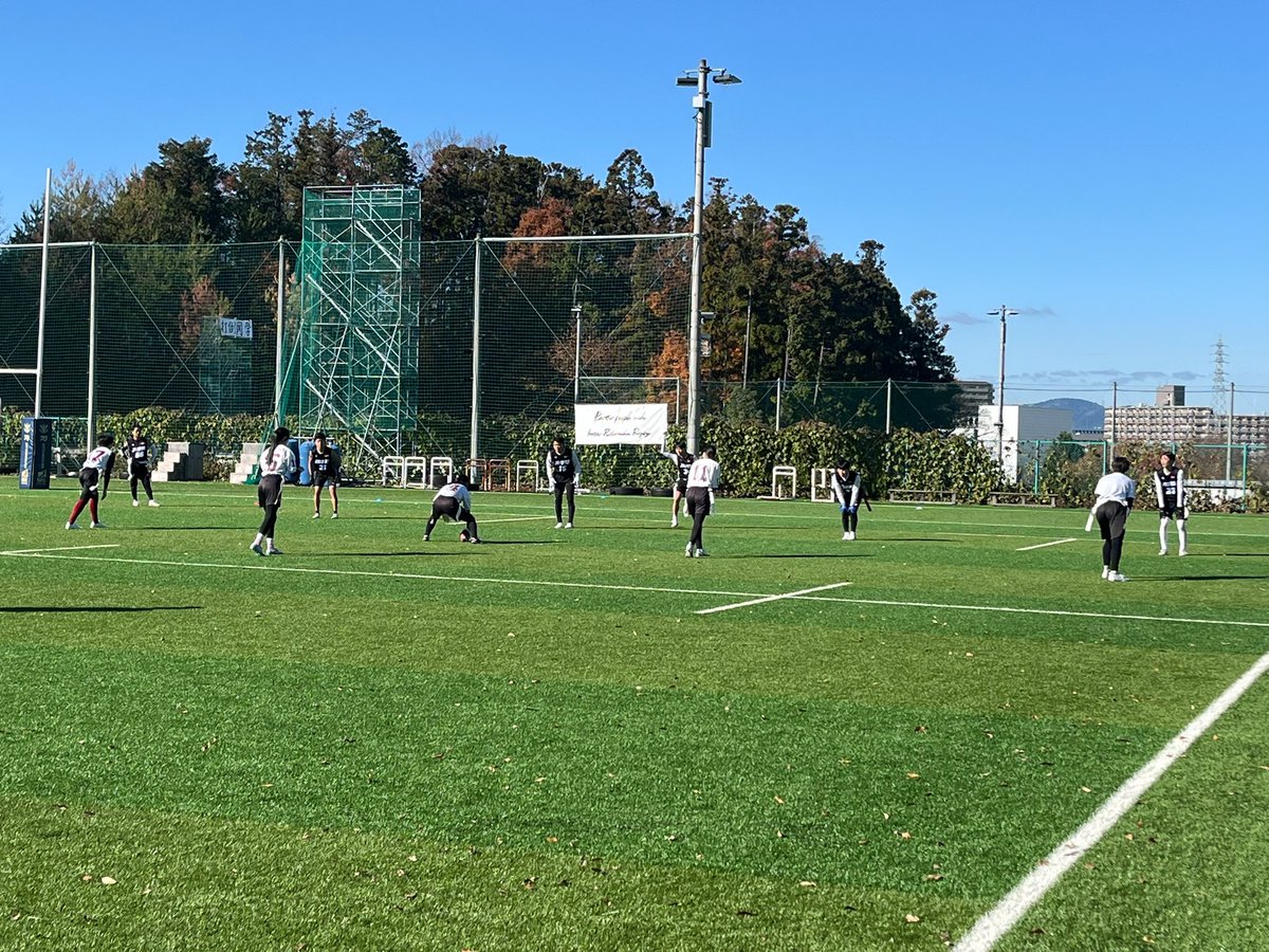 小学生は明日の日本選手権に向けての練習。その後、新幹線で移動。中学生は1月の日本選手権に向けての練習。ジャガーズさん、ありがとうございました。いよいよ大詰め。明日の甲子園ボウルでのパンサーズとともに日本一めざしてLet' Go Panthers 1,2,3☝️
#フラッグフットボール
#草津リトルパンサーズ