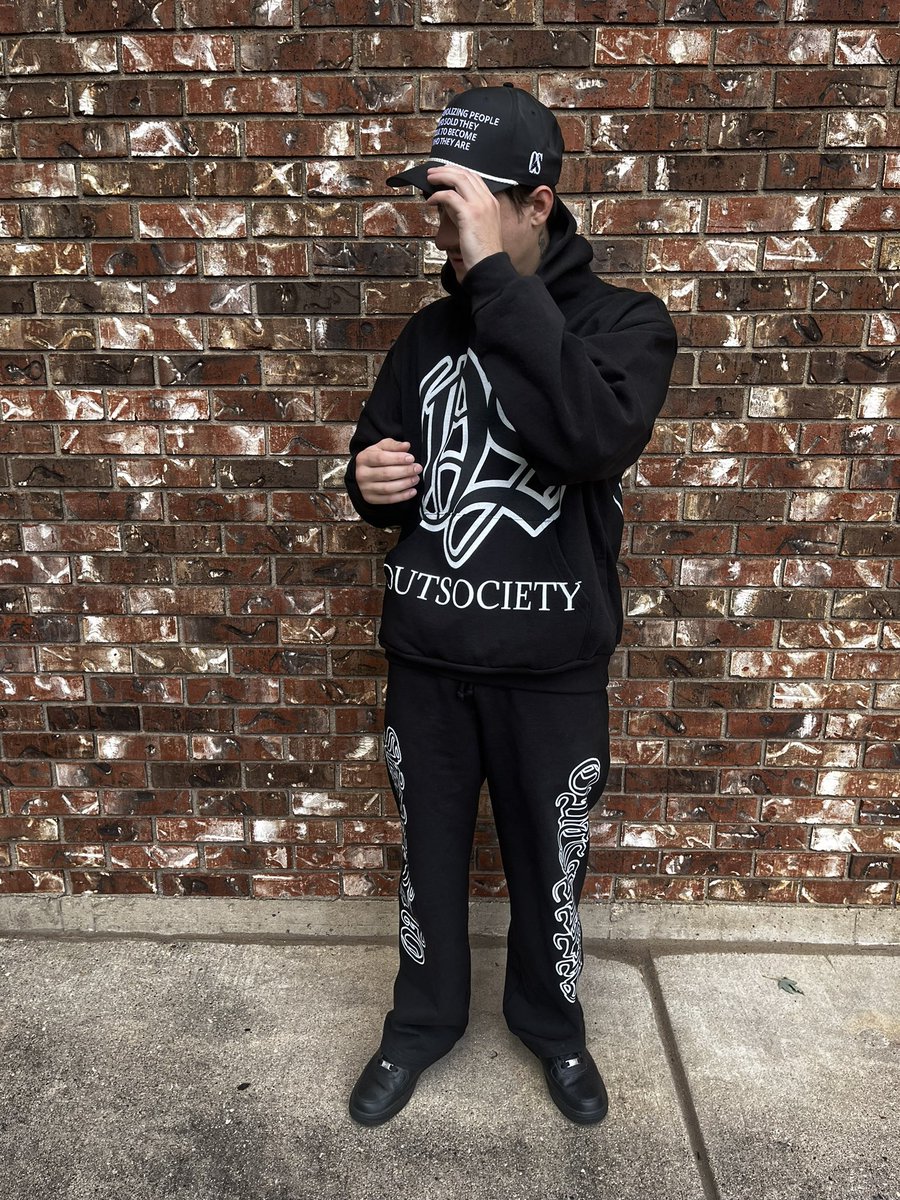 caldaniel_'s tweet image. That simple @OutSociety_clo