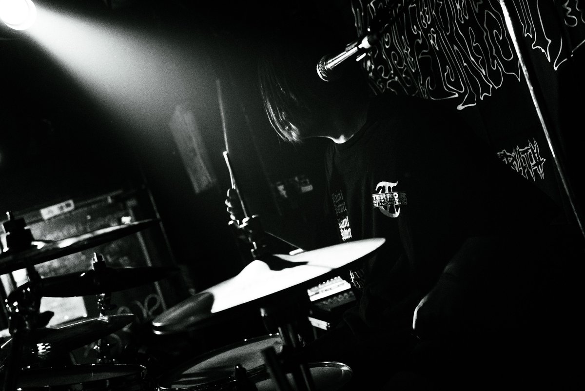 Sun_sharp's tweet image. 25'12/12 at ANTIKNOCK
live photo by @mizukiphoto0920 📸

今週2本目のライブありがとうでした🙏

イベントに趣旨があって、その上で我々を誘っていただけたのだと感じております

今年はラスト、中野MOONSTEPにてインドネシアのNOFXことRosemaryと演ります🥁

#wildogs
#photography