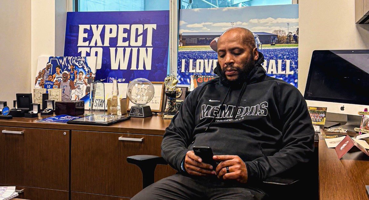 Reggie Howard tweet media