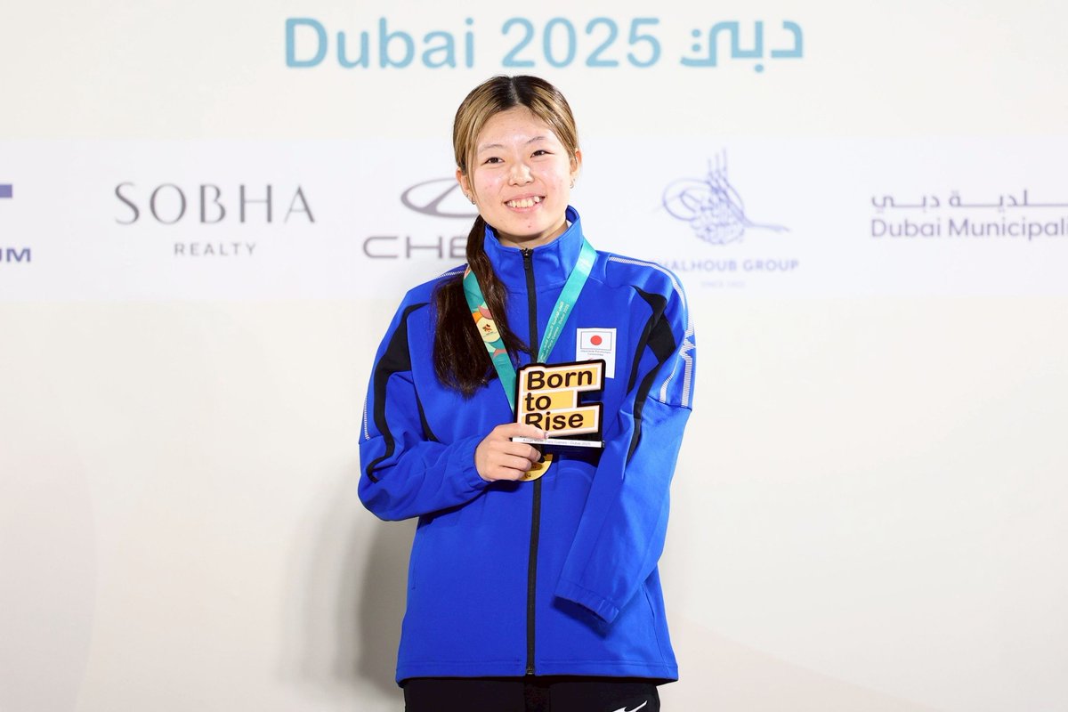 paralympic_jpc's tweet image. 水泳 #前田恵麻 選手
出場した6種目で全て金メダルを獲得🥇
水泳会場は「大きくて綺麗な会場でプールの中のライトアップもありテンションが上がりました」と楽しく競技が出来たようです！
「ロスを目指していきます」と次なるパラリンピックを見据えています！
#2025APYTeamJAPAN
#パラ水泳