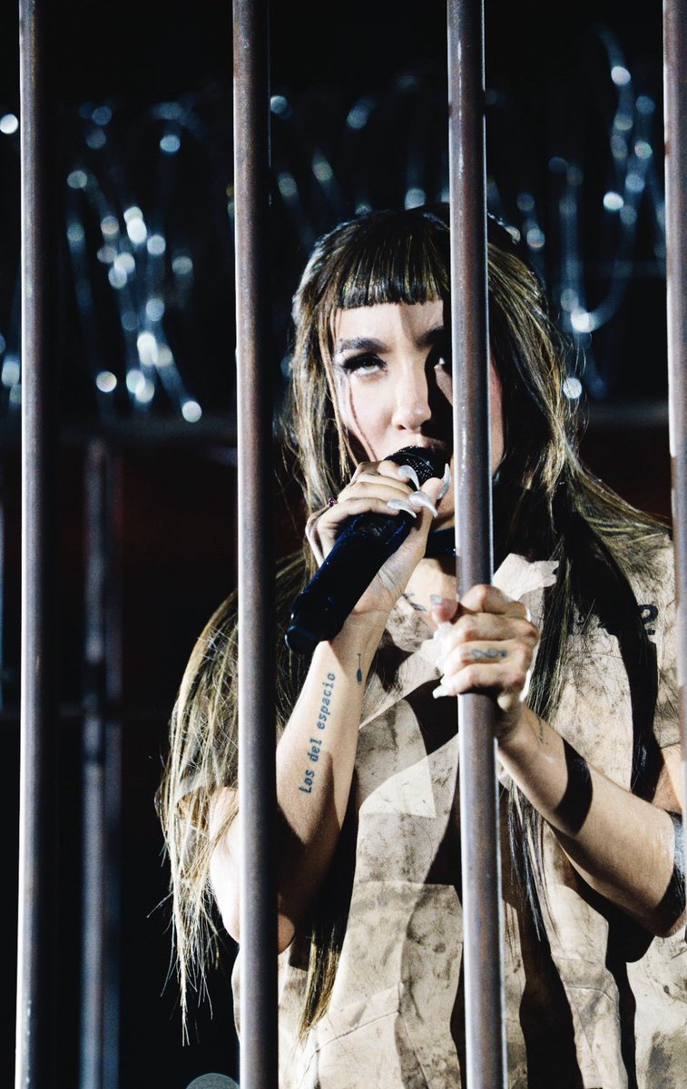 SHANINA, JOJO, MAITE y GLADYS presentes en el Estadio River Plate 🏟️🍜🦂⛓️❤️‍🩹
