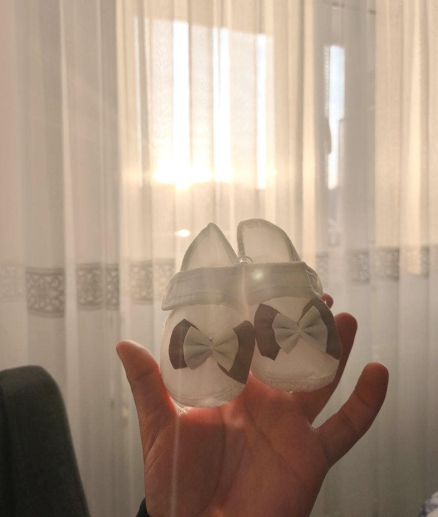 Heyecanla ve bi tık ağrıyla bekleniyorsun bebek Türk☺️