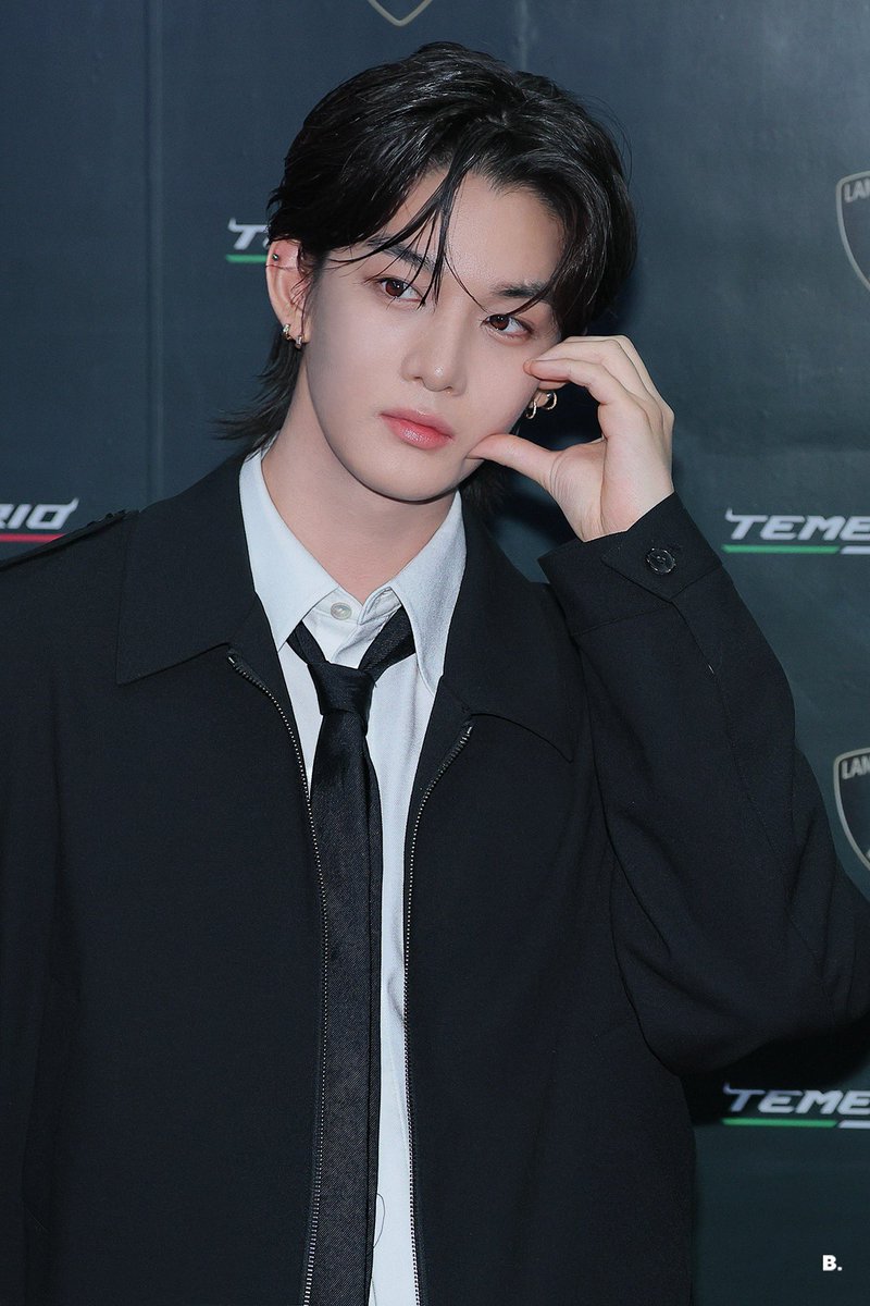 제로 tweet media