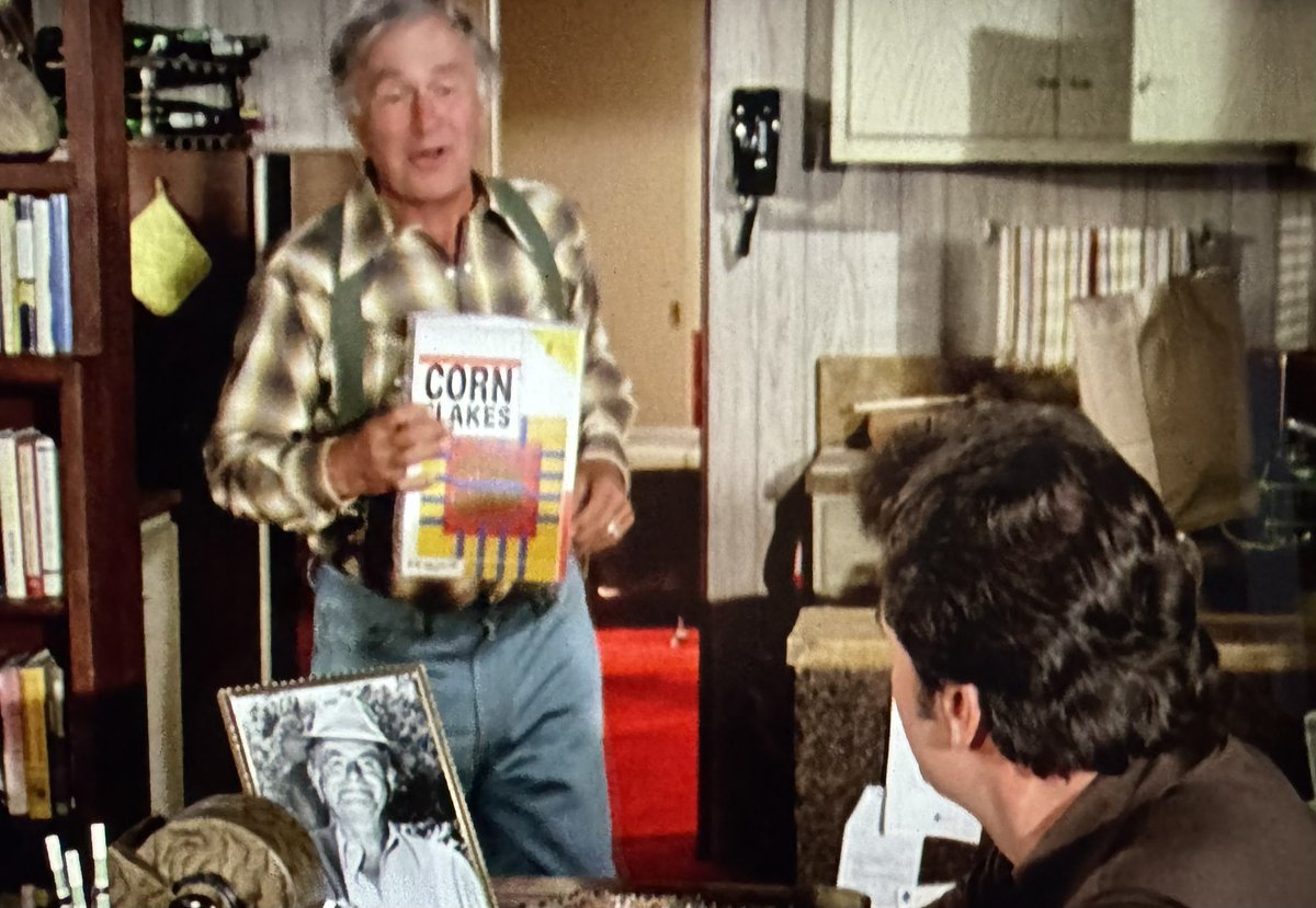 Another Rockford Files continuity error: A box of Grape Nuts Flakes turns in to Corn Flakes!