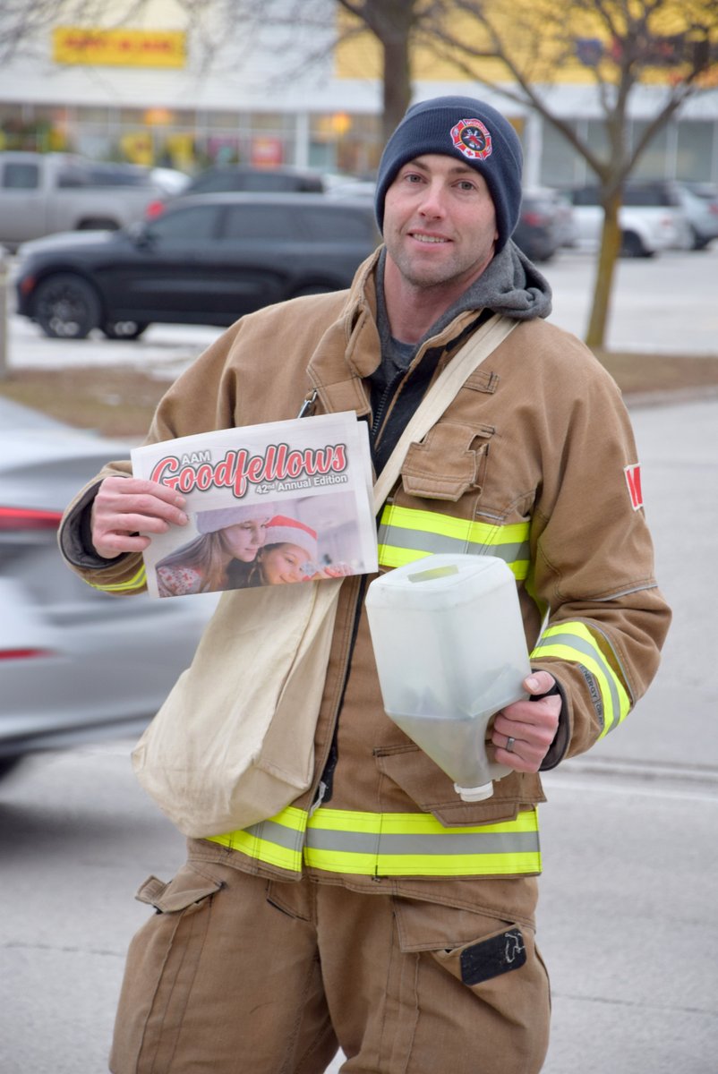 GOODFELLOWS PAPER SALES - The AAM Goodfellows have returned to the streets of #Amherstburg selling papers. The first day of sales was today (Dec. 12) and they continue Saturday morning (Dec. 13) from 10 a.m.-12 noon. Food baskets will be packed this Wednesday starting at 4 p.m.