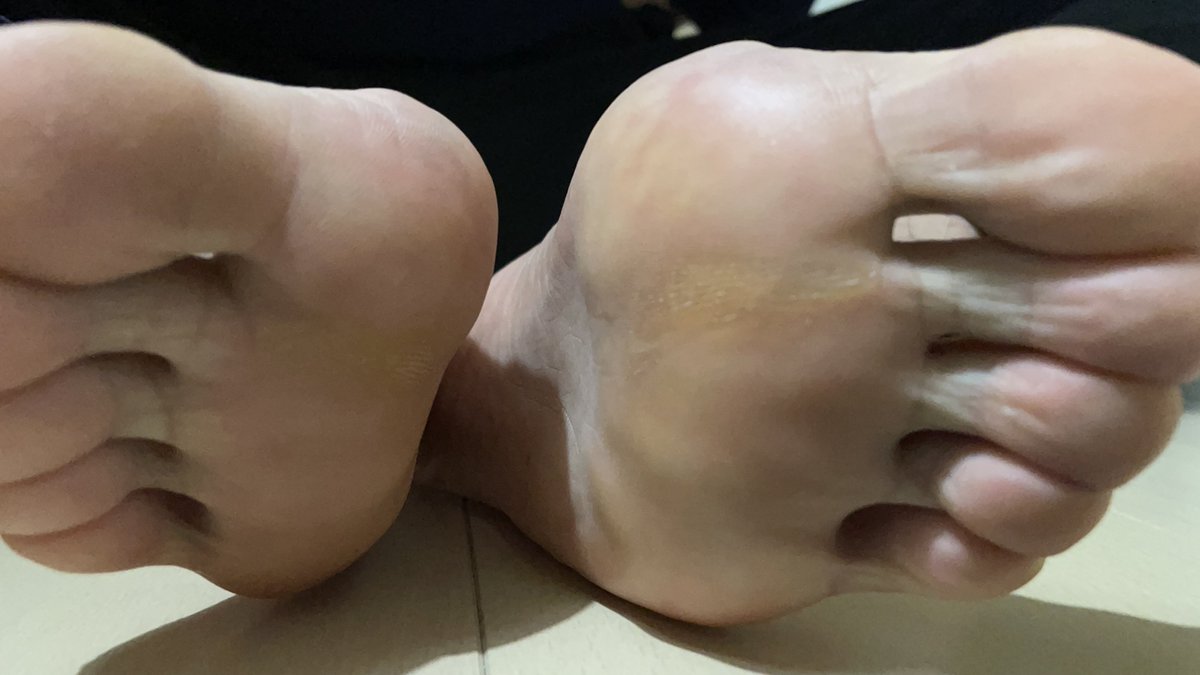 今から足裏思いっきり犯されたいな