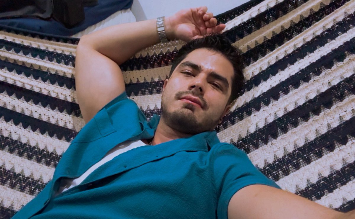 Ni idea padre santo regresando de vacaciones lo vemos