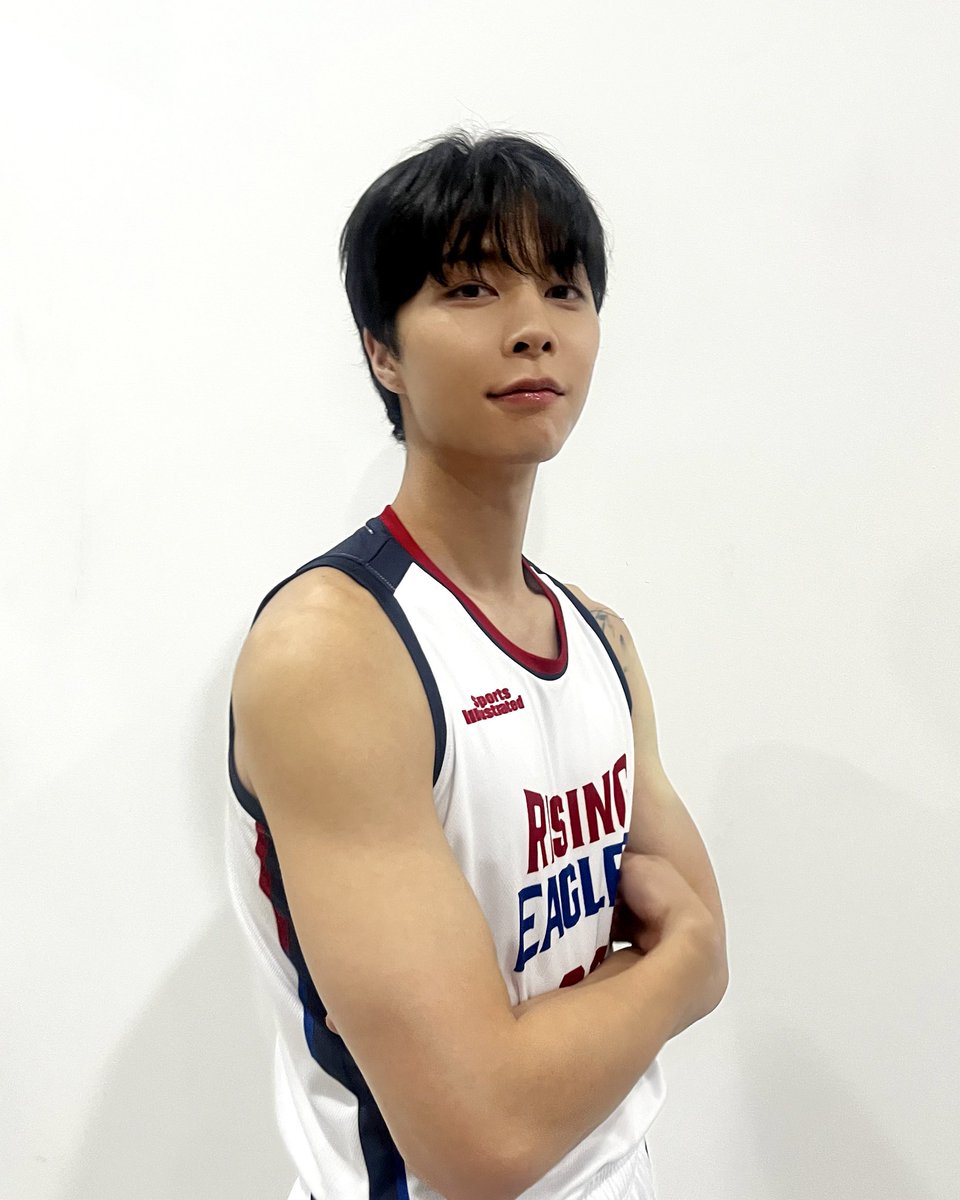 📺오늘 오후 5시 SBS ‘열혈농구단’에
#쟈니 가 출연합니다. 시즈니분들의 많은 관심과 사랑 부탁드립니다💚

#JOHNNY #열혈농구단
#NCT #NCT127