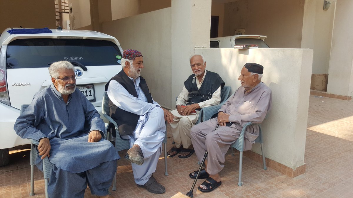 TawarDaily's tweet photo. بھاز مُدّ آن گُڈ اَسّہ گچین ءُ کچاری و مجلس اَس ۔۔۔۔
(امان اللہ گچکی، شیام کمار، ڈاکٹر سلیم کرد، خادم لہڑی) https://t.co/znrC0OeEzM