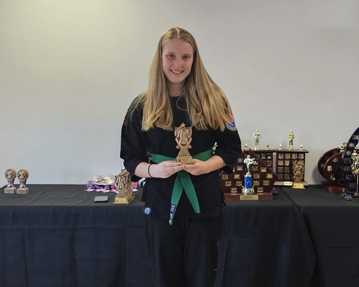 asiapacificself's tweet photo. Ruby was awarded the 'Best Teenage Grading to Hapkido Green Belt' for 2025. Congratulations Ruby. Great job!!!! #Hapkido #selfdefence #hapkidotraining #hapkidograding #MartialArts #hapkidoladies #teenagemartialarts #awards https://t.co/7DLea7MzmL