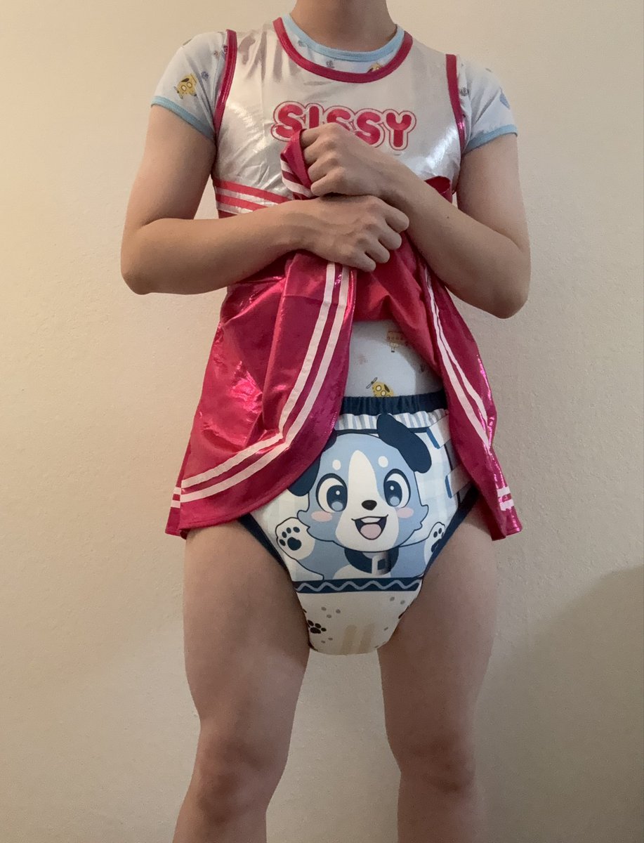 EmptySum tweet media