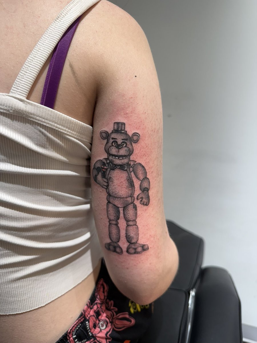 loren??? tweet media