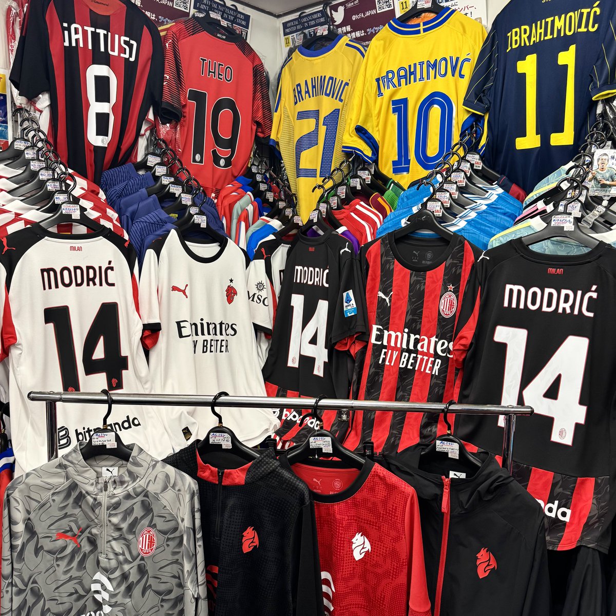 🔴⚫️ #ACミラン 👕25-26HOME＆AWAY ユニフォームご用意あります