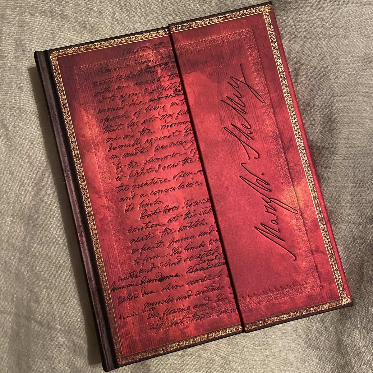 thehottestex's tweet photo. new journal ♡ https://t.co/cNvcUXtRpS