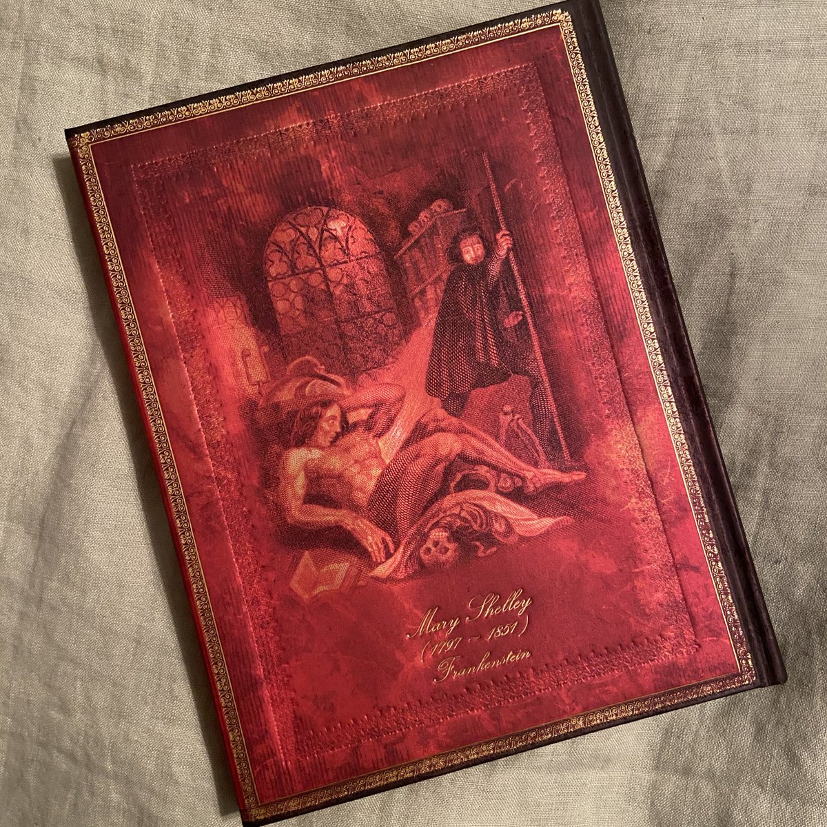 thehottestex's tweet photo. new journal ♡ https://t.co/cNvcUXtRpS