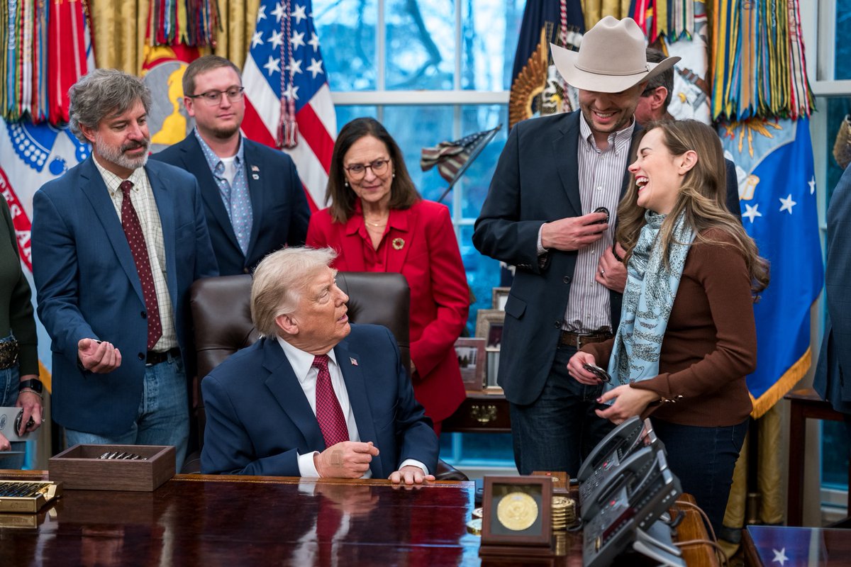 Garrett_Love's tweet photo. Big thanks to Pres @realDonaldTrump &amp; Ag @SecRollins for the invite to share my perspective from the farm, announcement of Farmers Bridge program &amp; their work on behalf of American farmer. Surreal for this farm kid to talk policy w/ @POTUS &amp; members of cabinet in Oval Office… https://t.co/OgbIQ7kbj6