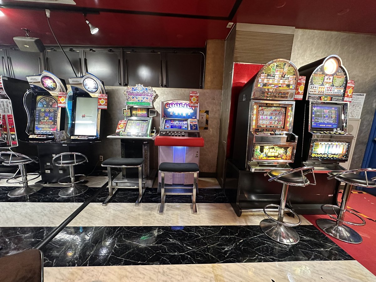 タイトー柏店

バベルとダイノキングとスピン2とスロット系が置いてある駅近くの小さい店舗

何かイベントとかやってたら楽しめるかもしれない