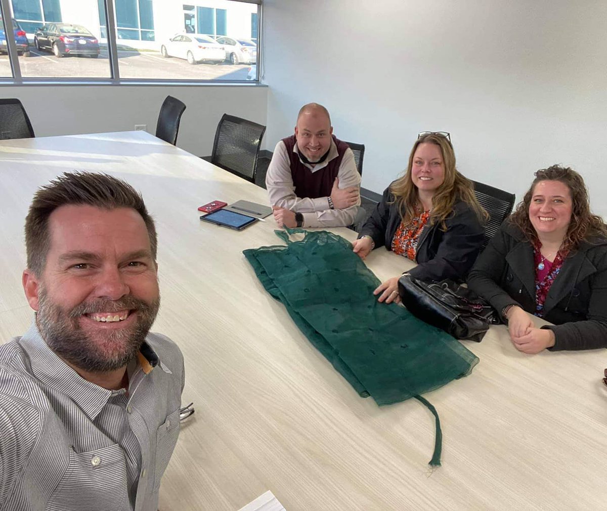 100 Humanitarians International tweet media