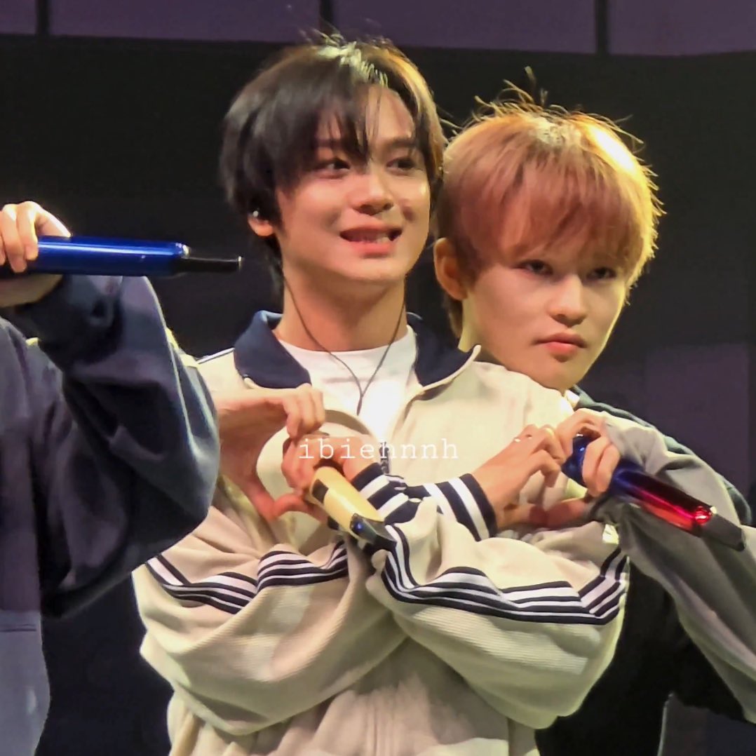 hae1ee's tweet image. 😭🩷