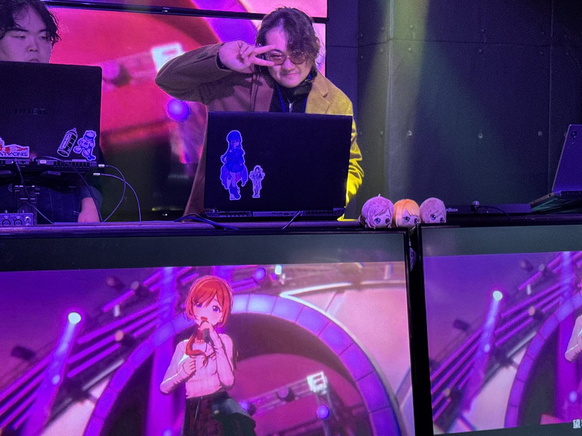 #関クラ で初星学園 &amp; 姫崎莉波のL.U.Vが見つかりました： shazam.com/track/71718451…