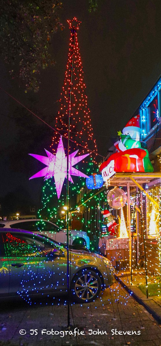 Brandweer2020's tweet image. Apeldoorn Zuid al prachtig in kerstsfeer

#Apeldoorn 
#kerst 
#kerstmis 
#kerstverlichting 
#feestdagen