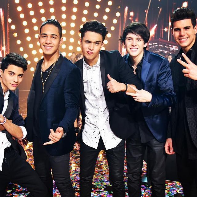 Feliz 10° aniversario, no hay día que no piense en ustedes.🤍