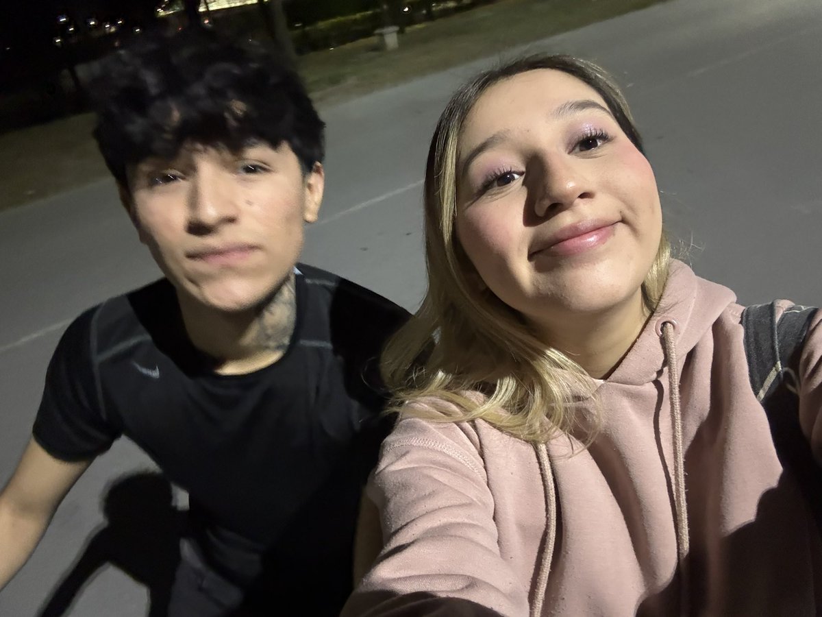 Danielaa_zg's tweet photo. Aprendí andar en bici🥳 https://t.co/JwOlXtuqXG