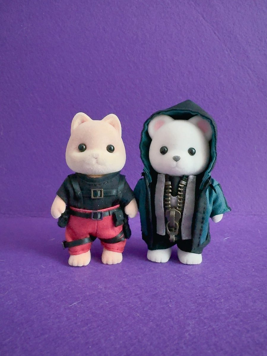 주문제작 어른사이즈 의상들입니다
원하시는 부분들 모두 반영해서 제작해드렸습니다 주문 감사합니다😌

#실바니안 #실바니안옷 #실바니안의상
#sylvanian #シルバニア #최애구현
#인형옷판매 #주문제작