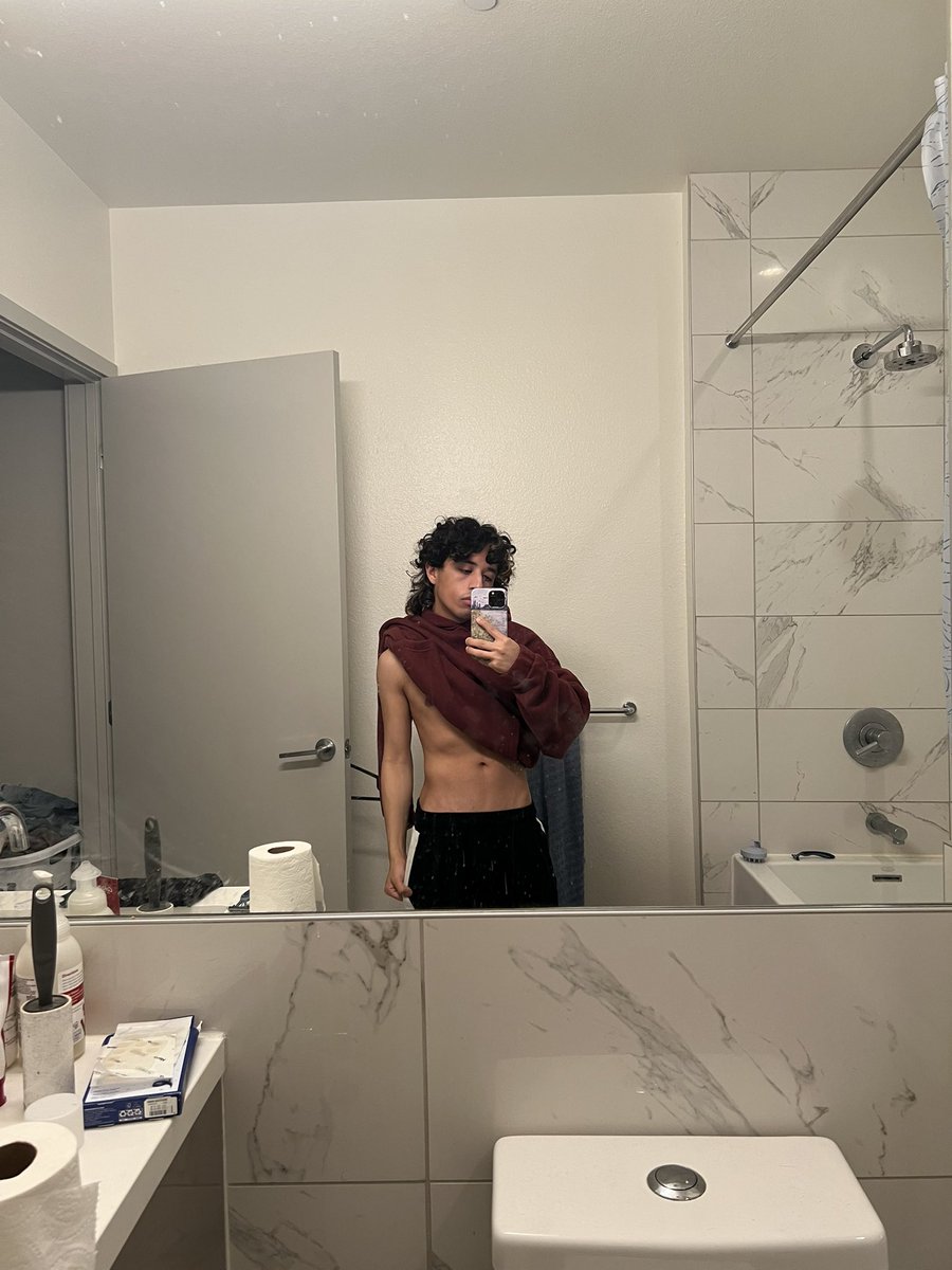 Kevanmdb's tweet photo. Been sick last couple days 😔

#gay #latino #mlm #chudai https://t.co/CTdkS3yv3H