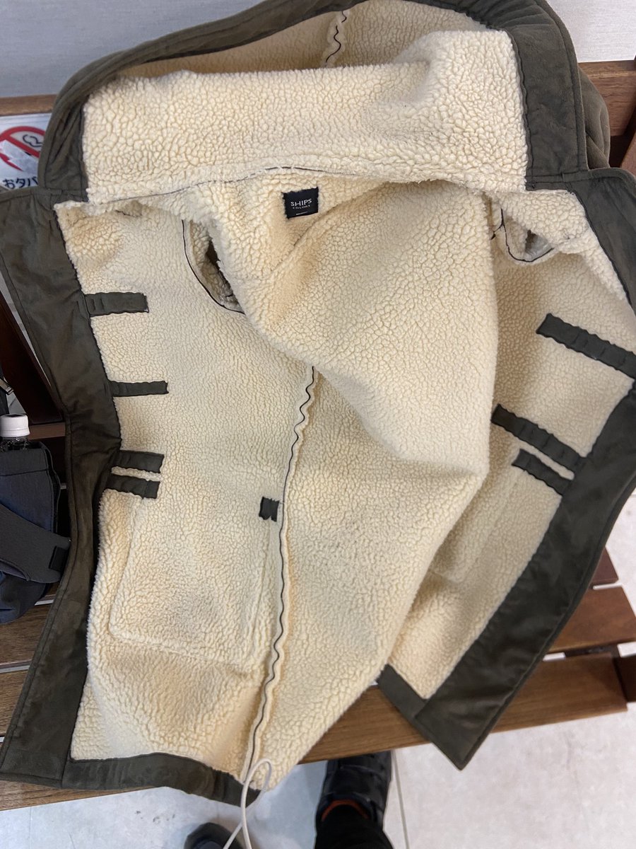 ゲームは下手だけど買い物は多分上手かな？ これで古着でお値段1100円