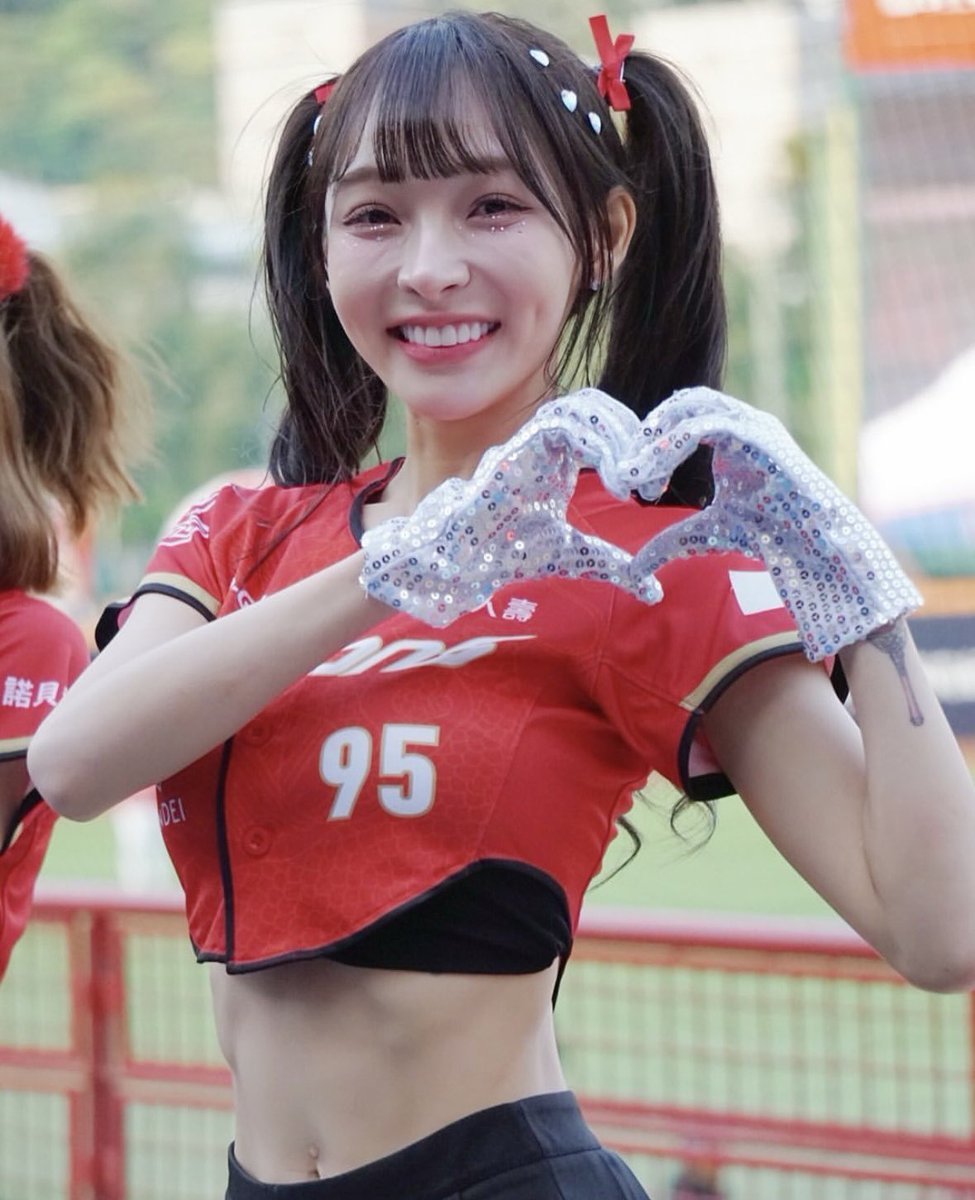 ♥まりたろ様♥ tu9qE0djhcFrKbc まめたろさん こんにちは☔