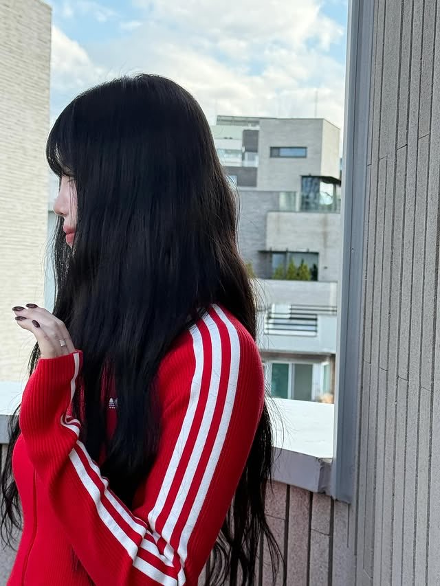 져지 서수진 사진 보고 싶었는데 행복사 한다