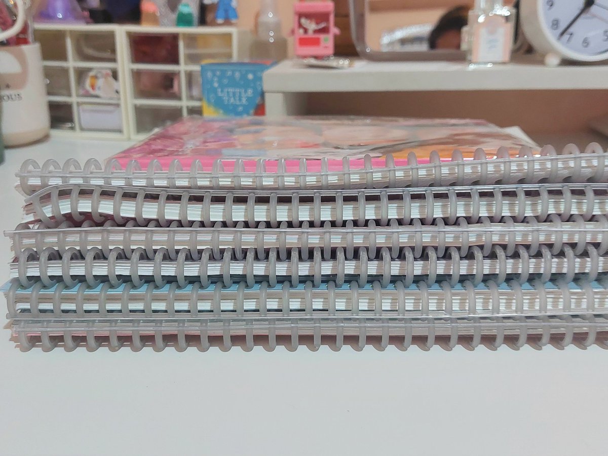 notyourjeaannyy's tweet image. wts lfb -- Hi fRPhs! 😊

May natira pa pala 🥹

SET: 1,500 (some have highlights &amp;amp; writings)
• Manor book set
• PIOTS v1 (not bind)
- mnotes, qnawr (freebies w/ softcopy)
+ with extra freebies na hindi pa included sa photos 🙈

DM if interested!

#RPh #reviewers #Piots #phle