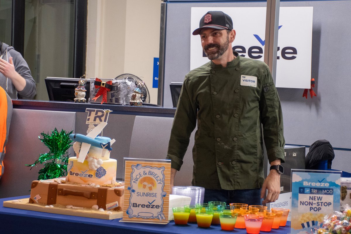 timesnewsonline's tweet photo. Community members, leaders and partner organizations filled @iflytri Friday evening to celebrate the airport's first @BreezeAirways flights to and from @MCO. ✈️

Read more: https://t.co/VqPJmikh5c https://t.co/VkjZ4UjQrQ