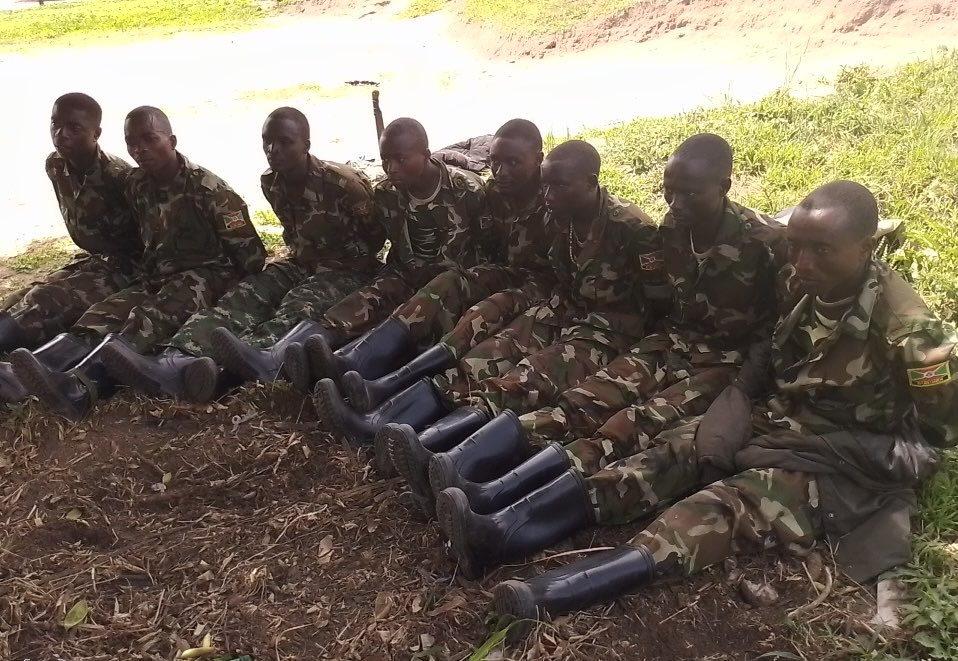 Il y a une semaine, ces lâches nous bombardaient avec leurs Sukhoï et leurs drones, menaçaient de nous écraser avec leurs Blackwater et leurs Burundais payés au cobalt volé.
On leur a répondu par le feu et maintenant Leur « capitale provisoire » du Sud-Kivu ? Tombée!