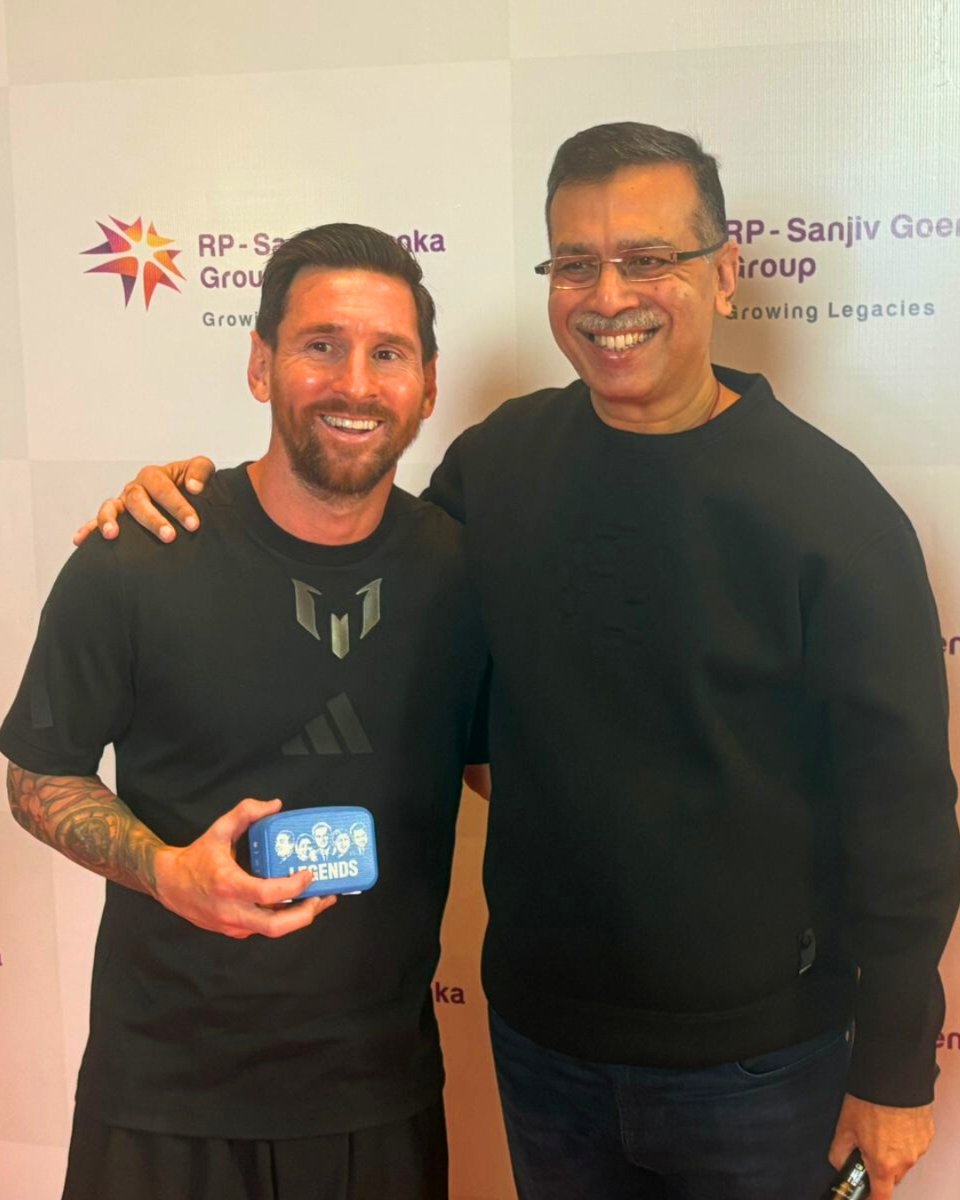 DrSanjivGoenka's tweet image. #LionelMessi… the milestones, the magic, the mastery. And then you meet him and realise the humility is the real headline. An absolute privilege.