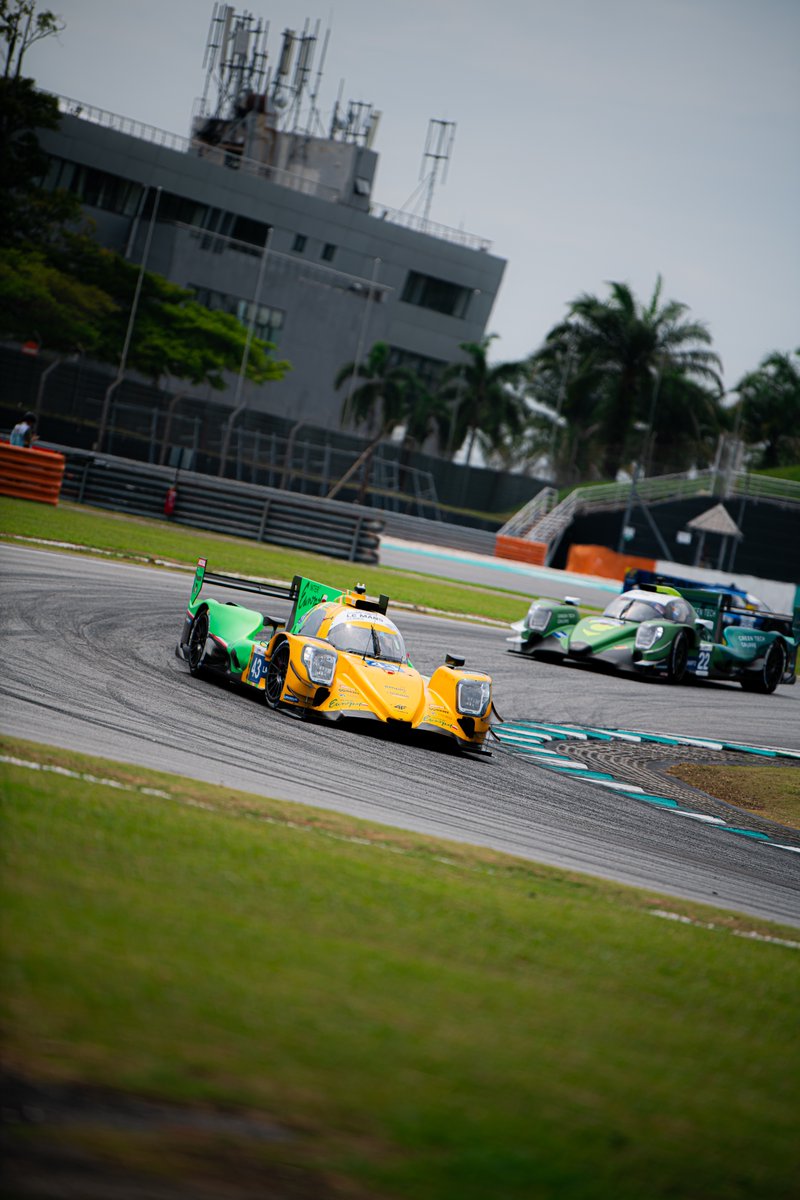 IE_Competition's tweet image. 3:47🏁We are leading the race💪

#IEC | #AsianLeMans