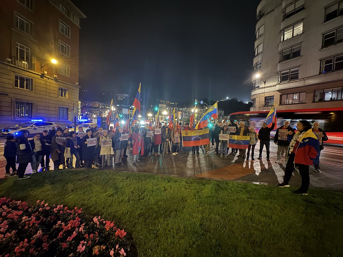 Consulado General de Venezuela en Bilbao tweet media