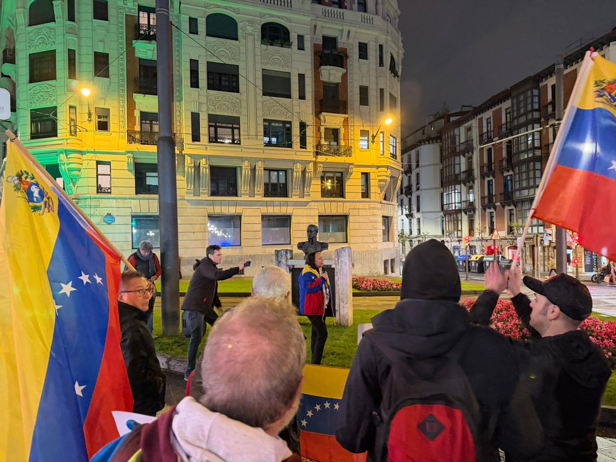 Consulado General de Venezuela en Bilbao tweet media