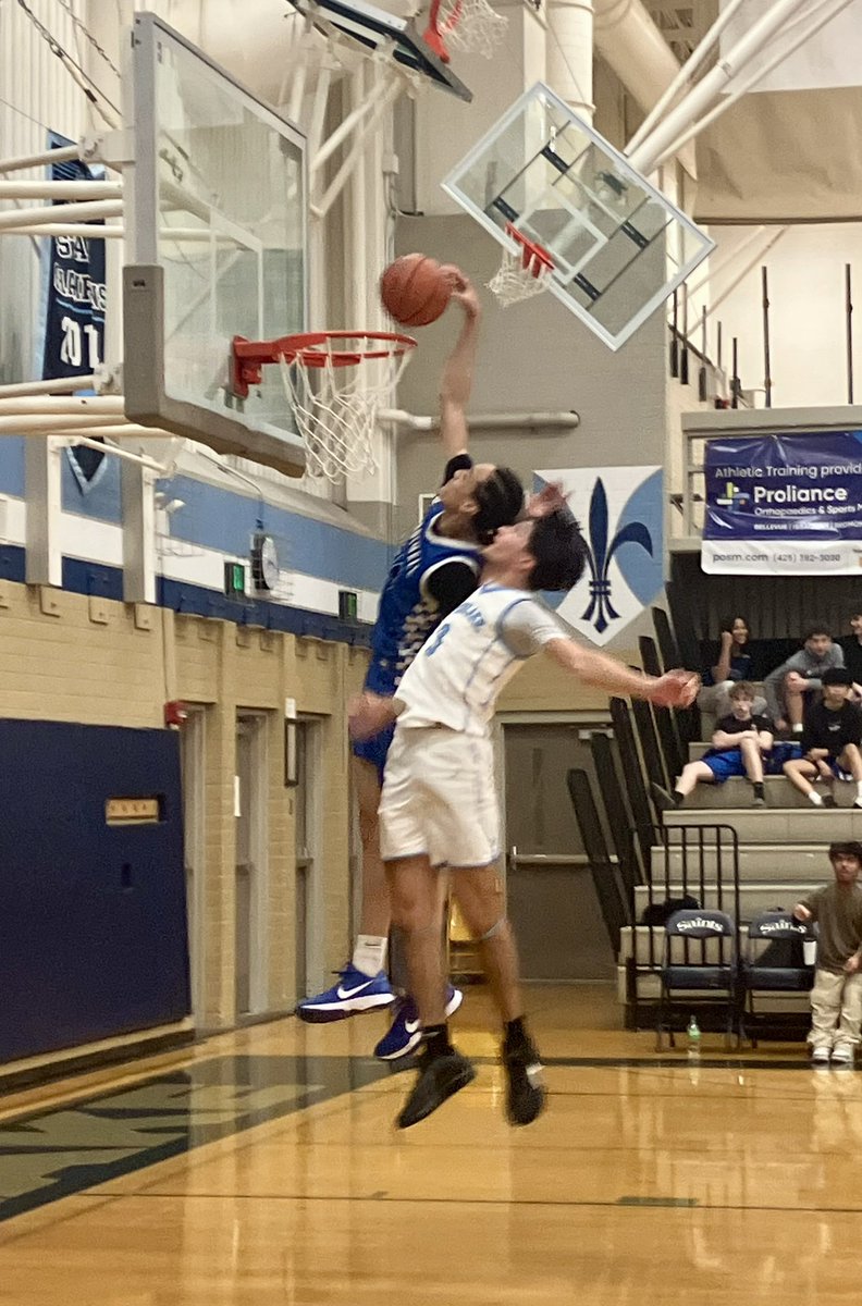 AD_Klee's tweet photo. Boys basketball 🏀 elevating their game at Interlake Friday night. https://t.co/aC9t58ttrp