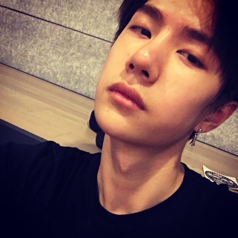 yibowpics's tweet photo. #WangYibo #王一博 #WangYibo王一博 https://t.co/fio1MWlvDe