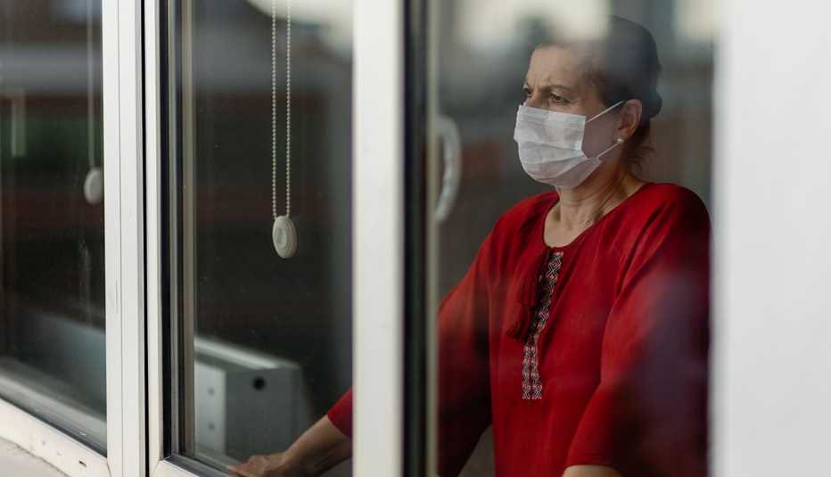 Inglaterra, Francia, Italia y España en cuarentena,todo absolutamente cerrado y aumentando en toda Europa , prepárense para ser amordazadados nuevamente...