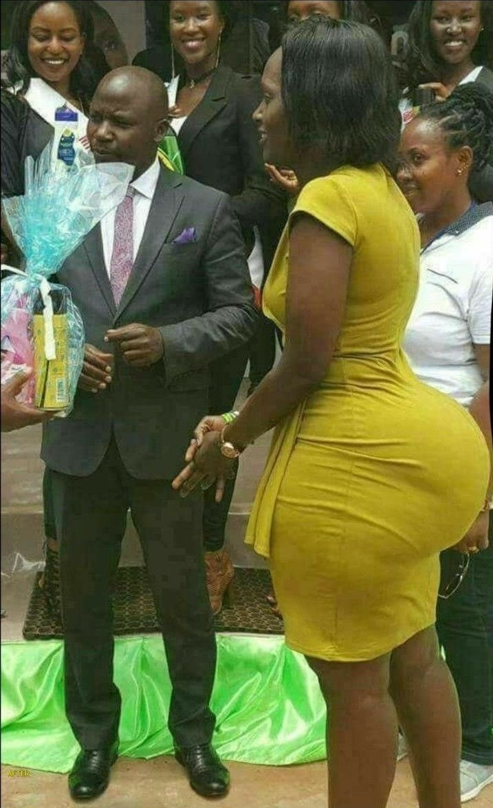 zoomafrika1's tweet image. Quote with a pic or  video of natural beautiful African Women