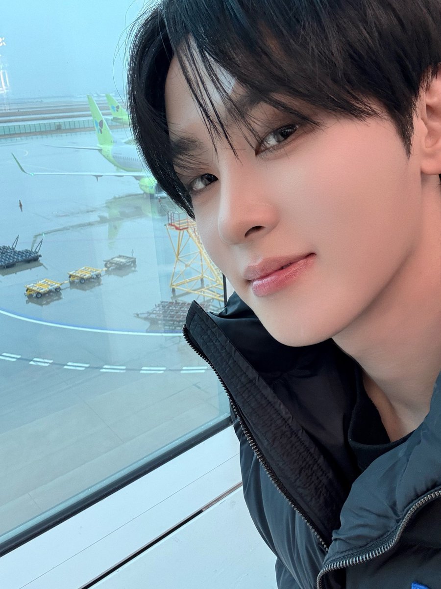 XODIAC_MEMBERS's tweet image. [#현식] 

인도네시아 gas~ 🇮🇩!!!!

#XODIAC #소디엑 #HYUNSIK #현식